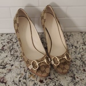 Gucci Beige Heels